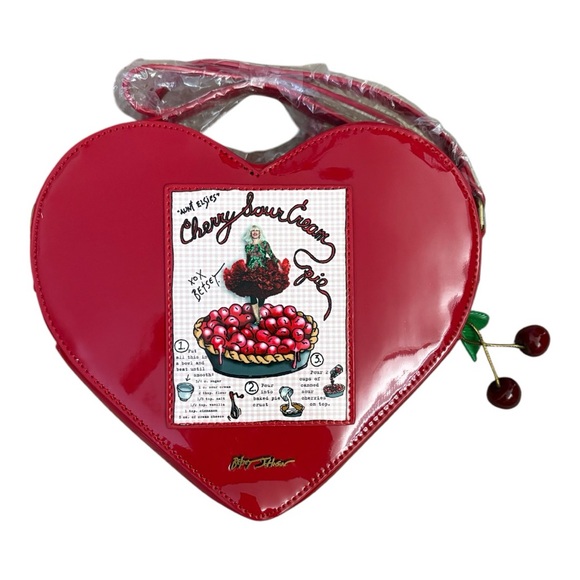 🍒NEW!🍒 Betsey Johnson Cherry Pie Crossbody Bag - Picture 3 of 6